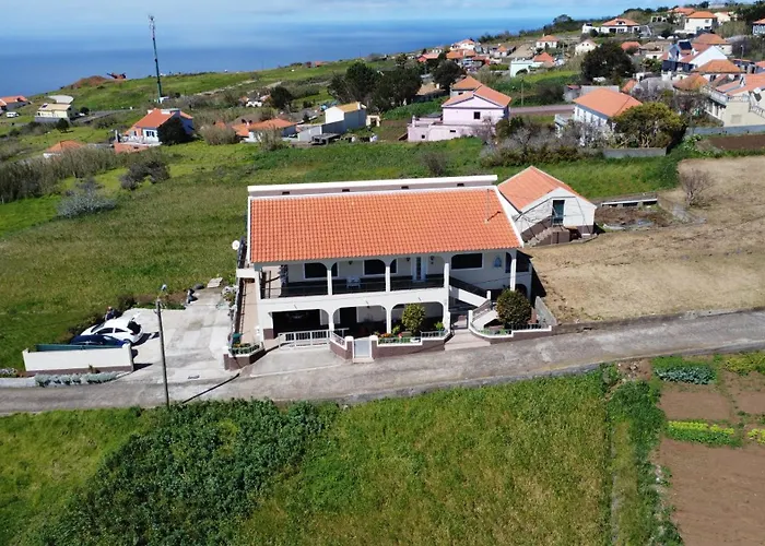 Casa Do Prendinha B Dom wakacyjny Ponta do Pargo